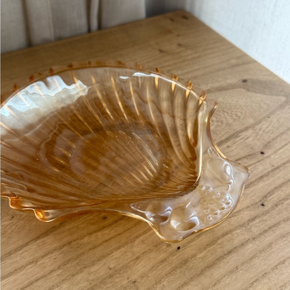 Vintage Amber Depression Glass Shell Dish • Scallop Trinket Dish Coastal Decor - Picture 4 of 6
